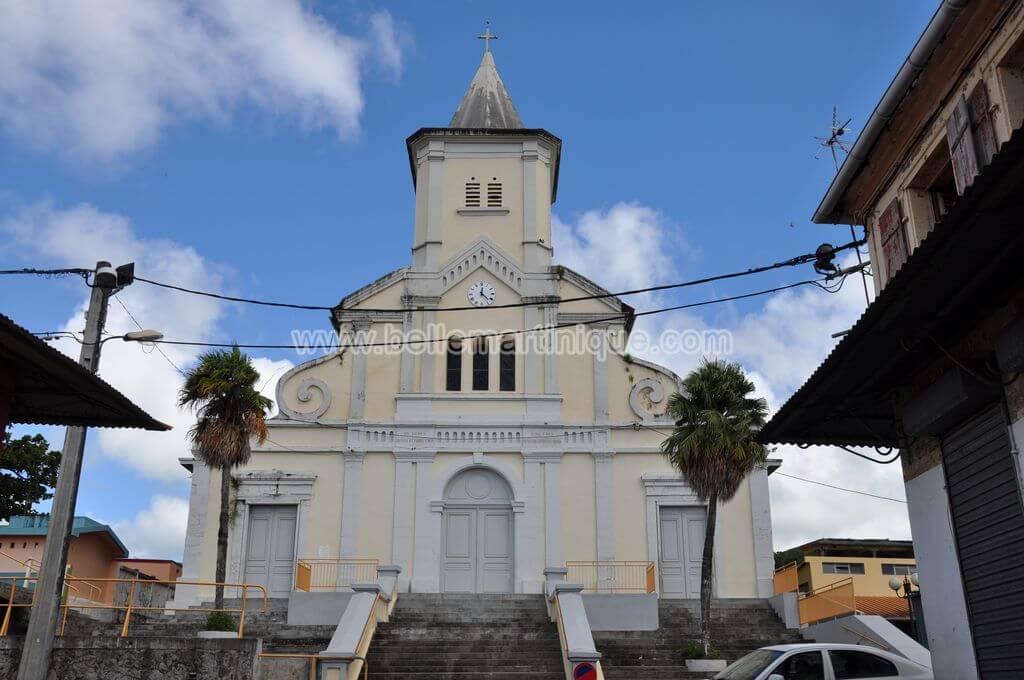 Saint Esprit commune rurale sud Martinique tranquille et verdoyante