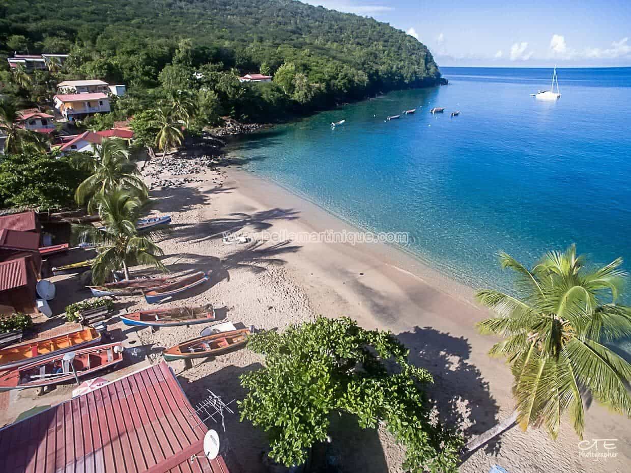 Bons plans Martinique - Plage touristique de l'Anse Dufour sur la commune des les Anses d' Arlet en Martinique