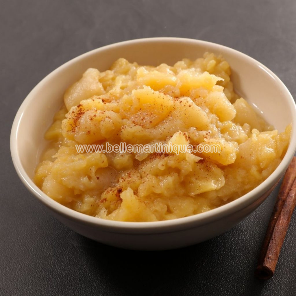 Compotée d'ananas au rhum vieux • Belle Martinique